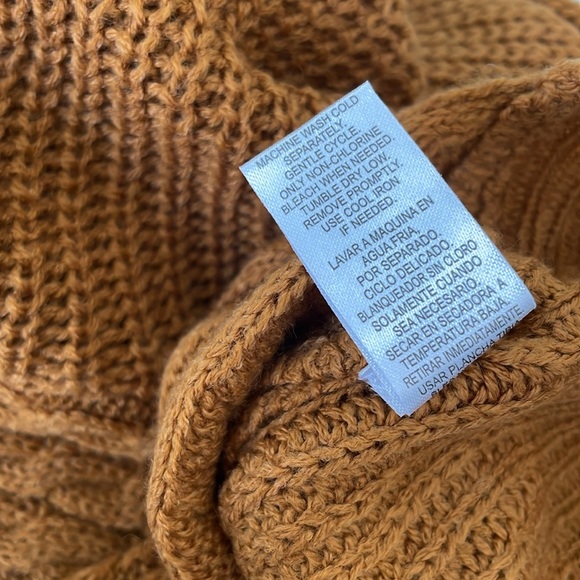 NWT cinnamon brown caramel gingerbread highlow knot front v neck cropped sweater - Picture 6 of 10